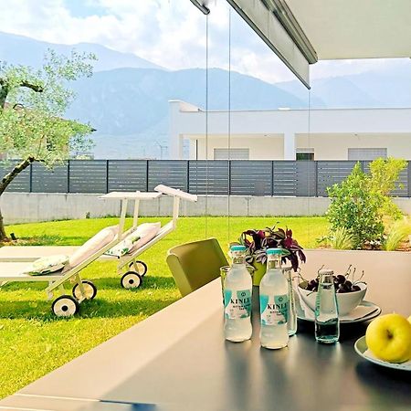Elvy Garda Living Garden Apartment Riva del Garda Exterior photo
