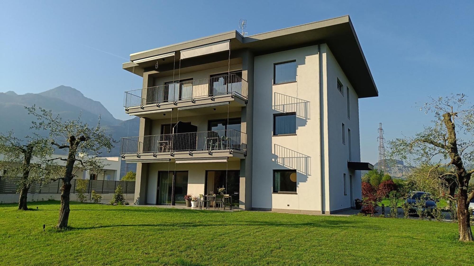 Elvy Garda Living Garden Apartment Riva del Garda Exterior photo