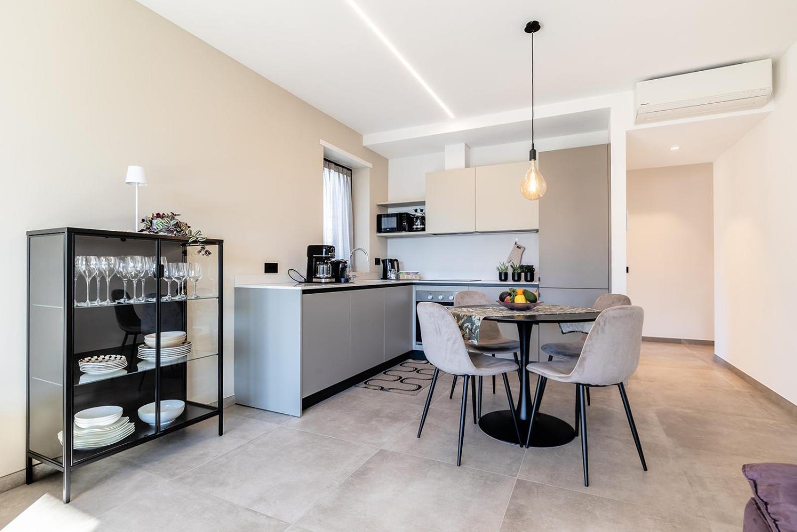Elvy Garda Living Garden Apartment Riva del Garda Exterior photo